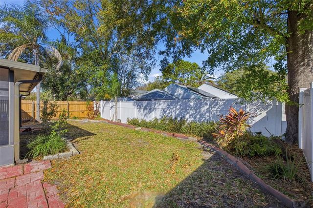 5903 BIRCHWOOD DRIVE, Tampa, FL 33625