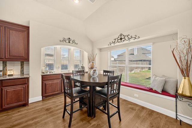 5011 Lake Park Drive, Mansfield, TX 76063