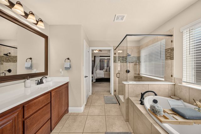 5011 Lake Park Drive, Mansfield, TX 76063