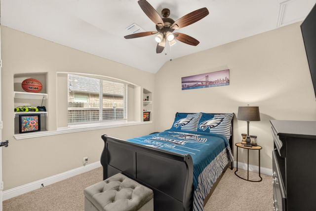 5011 Lake Park Drive, Mansfield, TX 76063