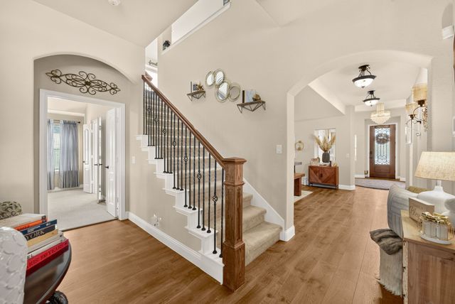 5011 Lake Park Drive, Mansfield, TX 76063