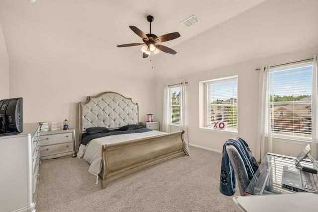 5011 Lake Park Drive, Mansfield, TX 76063