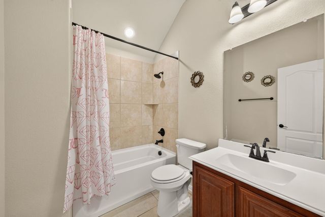 5011 Lake Park Drive, Mansfield, TX 76063
