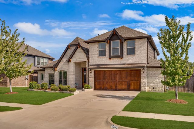 5011 Lake Park Drive, Mansfield, TX 76063