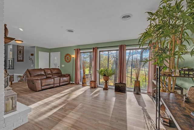 160 Monticello Cir, Cookeville, TN 38506