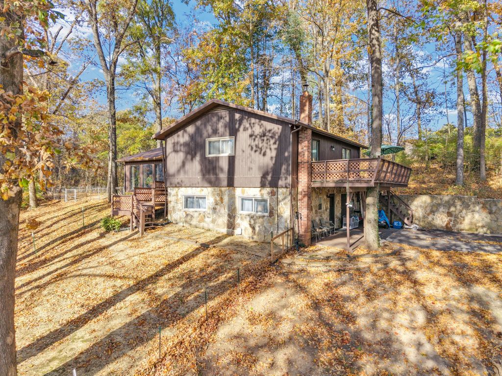 160 Monticello Cir, Cookeville, TN 38506