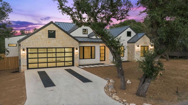 15 Champion CIR, Wimberley, TX 78676