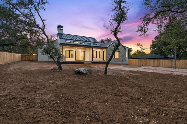 15 Champion CIR, Wimberley, TX 78676