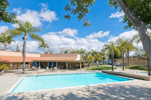 525 W El Norte Parkway 54, Escondido, CA 92026