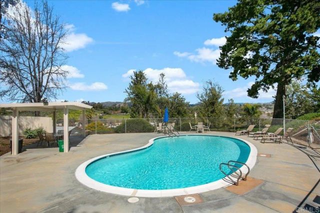 525 W El Norte Parkway 54, Escondido, CA 92026