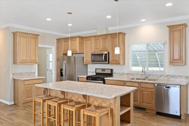 525 W El Norte Parkway 54, Escondido, CA 92026