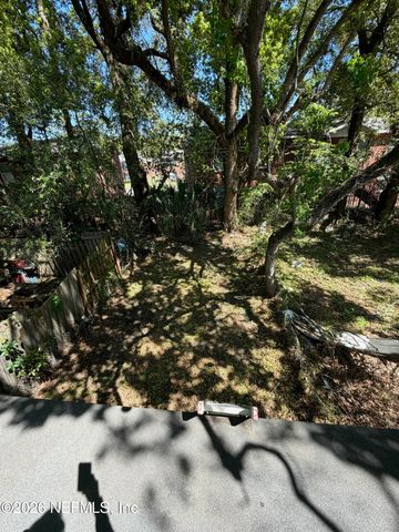 7047 KEN KNIGHT Drive E, Jacksonville, FL 32209