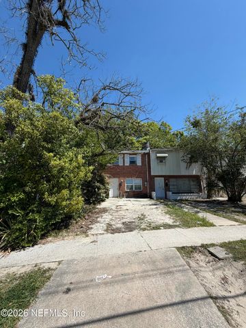 7047 KEN KNIGHT Drive E, Jacksonville, FL 32209