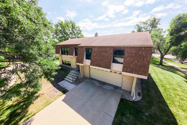 713 N Elm Circle, Itasca, IL 60143