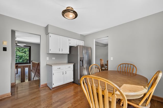 713 N Elm Circle, Itasca, IL 60143