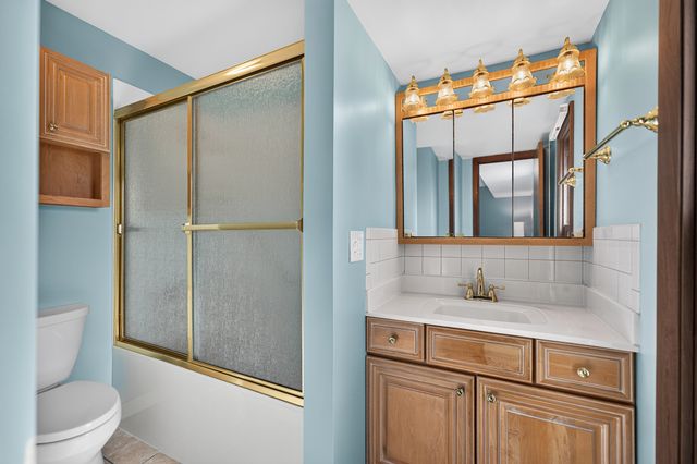 713 N Elm Circle, Itasca, IL 60143