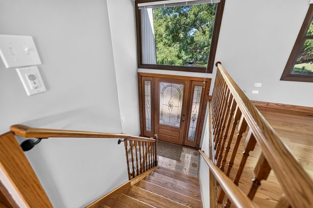 713 N Elm Circle, Itasca, IL 60143
