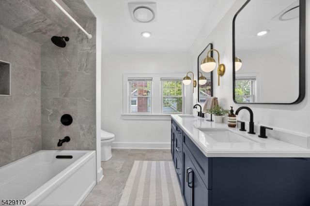 653 Ridgewood Avenue, Bloomfield Twp., NJ 07003