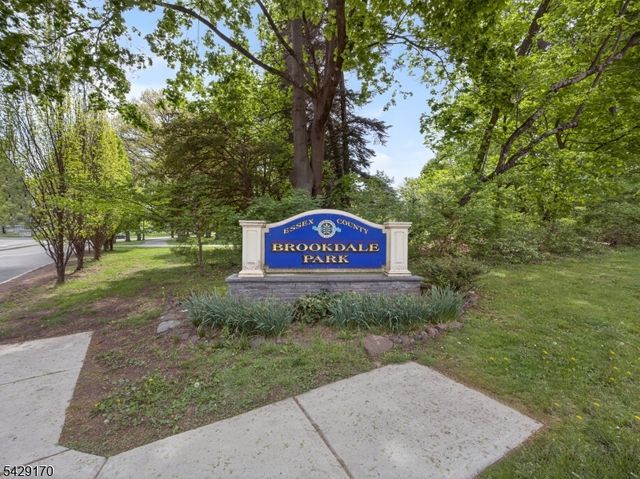 653 Ridgewood Avenue, Bloomfield Twp., NJ 07003