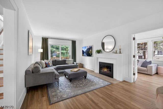 653 Ridgewood Avenue, Bloomfield Twp., NJ 07003