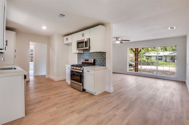 1625 Proctor Drive, Grand Prairie, TX 75051