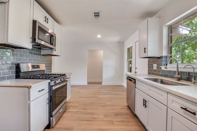 1625 Proctor Drive, Grand Prairie, TX 75051