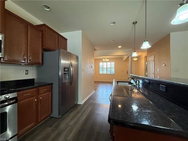 513 Corlew CT, Chesapeake, VA 23320