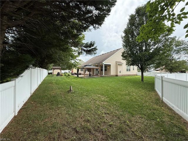 513 Corlew CT, Chesapeake, VA 23320