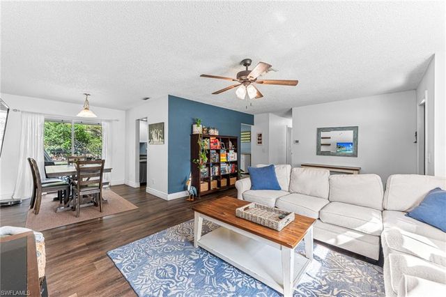 8017 Pelican RD, Fort Myers, FL 33967