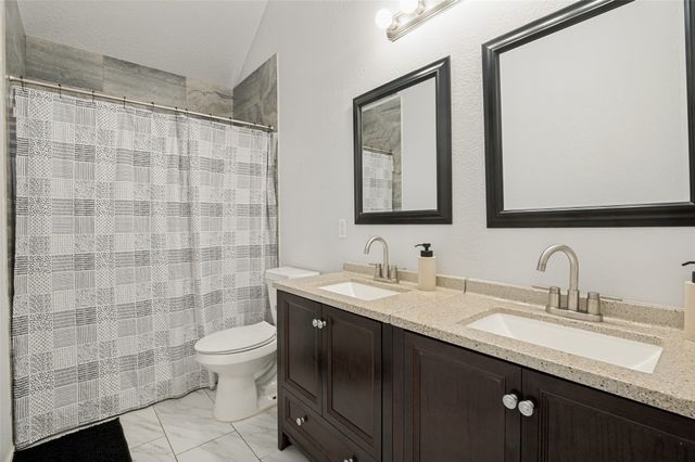 230 Longhorn Trail, Grand Prairie, TX 75052