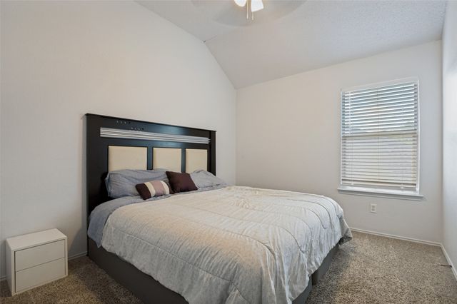 230 Longhorn Trail, Grand Prairie, TX 75052
