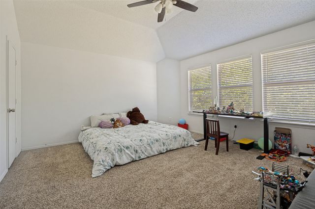 230 Longhorn Trail, Grand Prairie, TX 75052