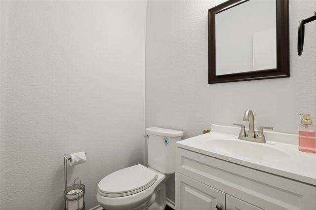 230 Longhorn Trail, Grand Prairie, TX 75052