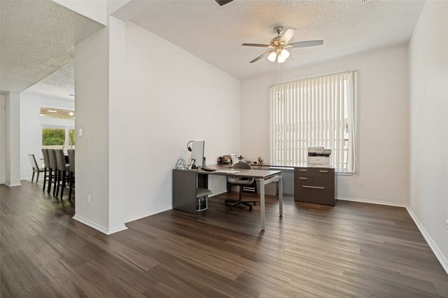 230 Longhorn Trail, Grand Prairie, TX 75052