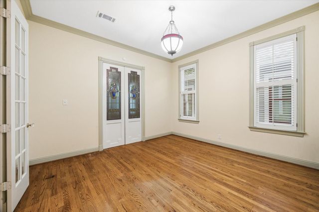 2018 Columbia Street, Houston, TX 77008