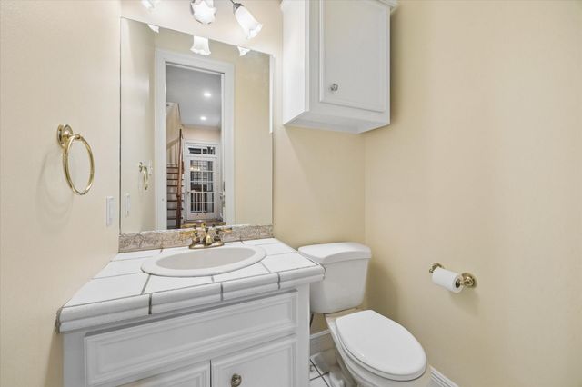 2018 Columbia Street, Houston, TX 77008