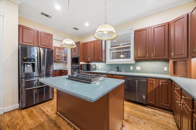 2018 Columbia Street, Houston, TX 77008