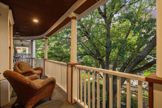 2018 Columbia Street, Houston, TX 77008