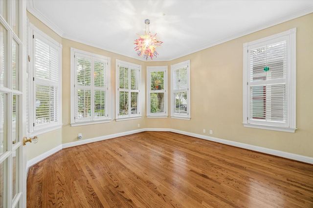 2018 Columbia Street, Houston, TX 77008