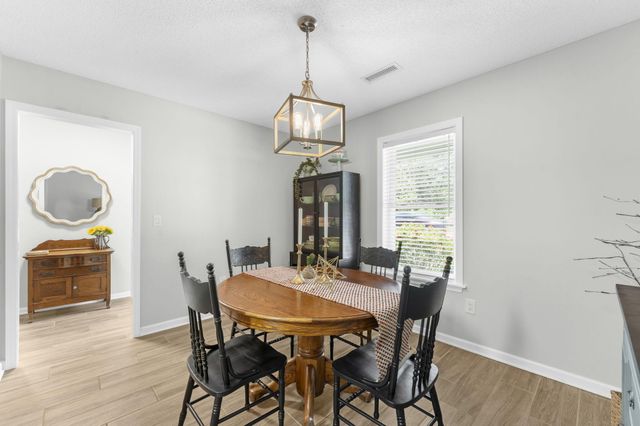 1527 Kentwood Circle, Charleston, SC 29412