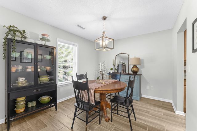 1527 Kentwood Circle, Charleston, SC 29412