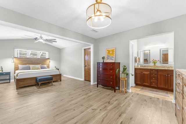 1527 Kentwood Circle, Charleston, SC 29412