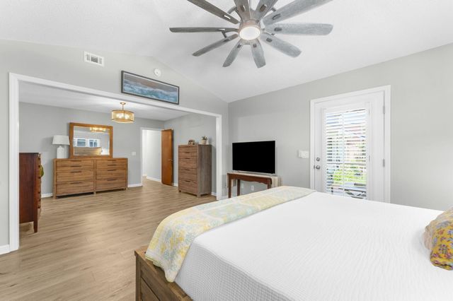1527 Kentwood Circle, Charleston, SC 29412