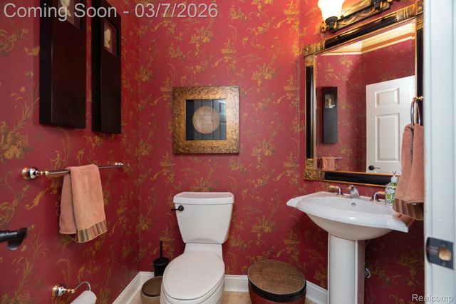 3763 Red Maple Court, Oakland Charter Township, MI 48363