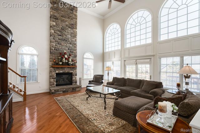 3763 Red Maple Court, Oakland Charter Township, MI 48363