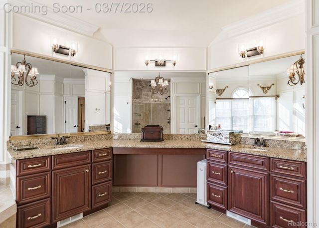 3763 Red Maple Court, Oakland Charter Township, MI 48363