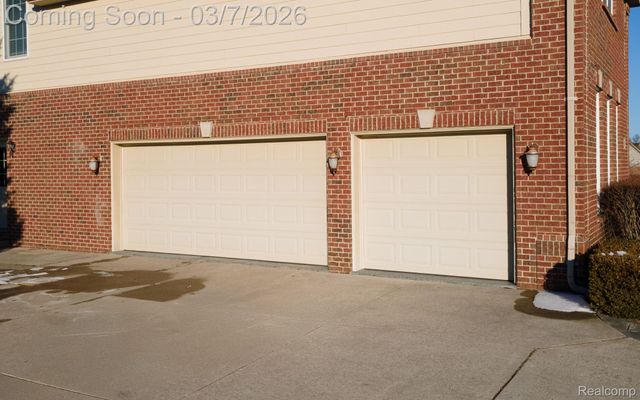 3763 Red Maple Court, Oakland Charter Township, MI 48363