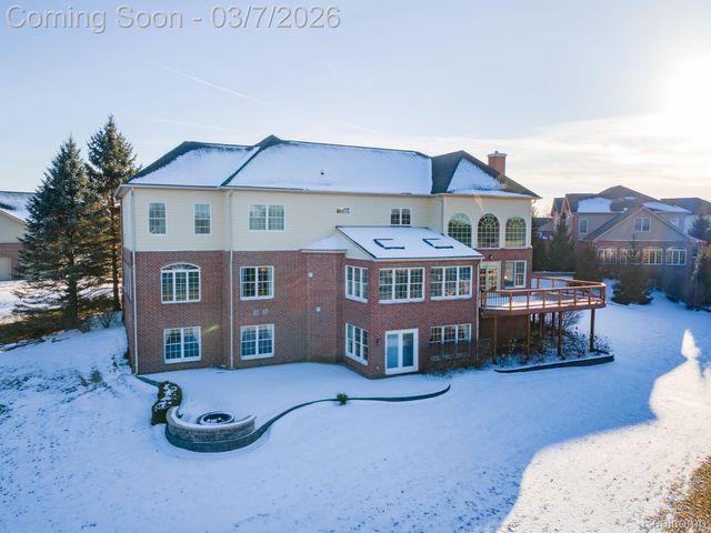 3763 Red Maple Court, Oakland Charter Township, MI 48363