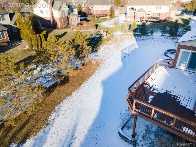 3763 Red Maple Court, Oakland Charter Township, MI 48363