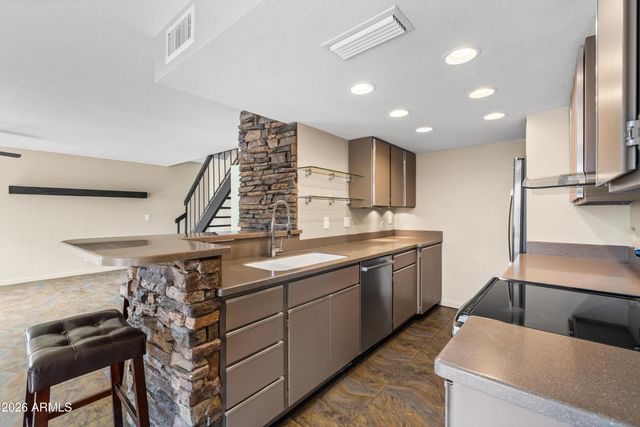 13210 N 3RD Way, Phoenix, AZ 85022